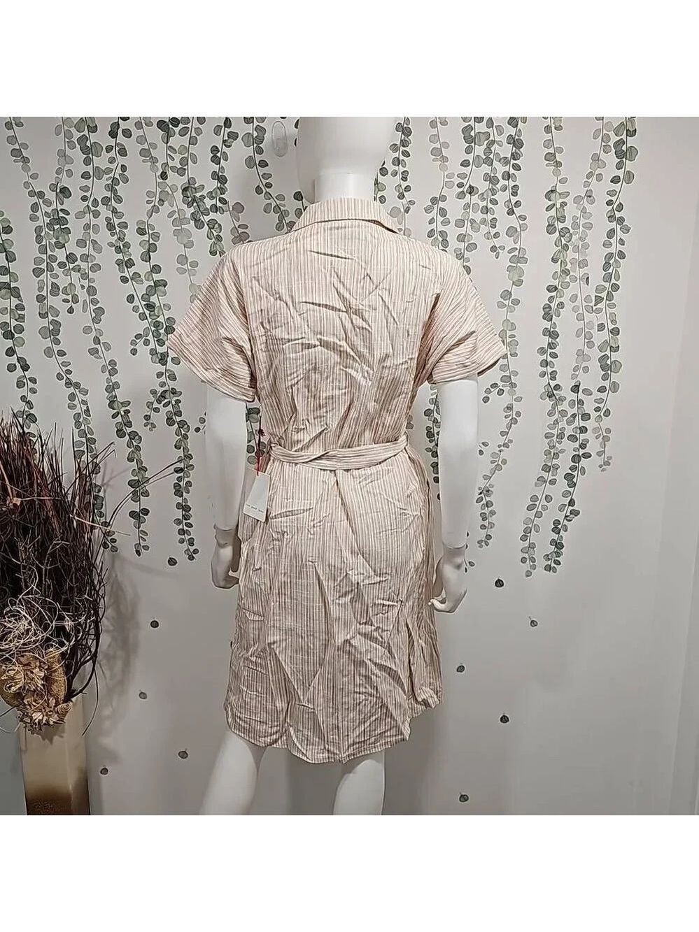 The good jane spring break Jackie linen striped tan dress in ivory/brick stripe - Picture 8 of 10
